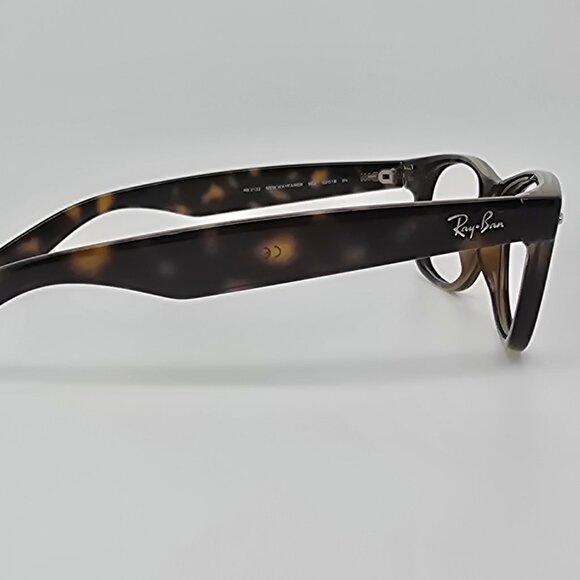 Ray-Ban RB2132 902 New Wayfarer Classic Polished Tortoise Sunglasses Frame Italy - Picture 5 of 12